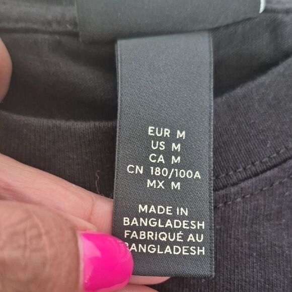 H&M Black Statement Tee - Picture 9 of 16